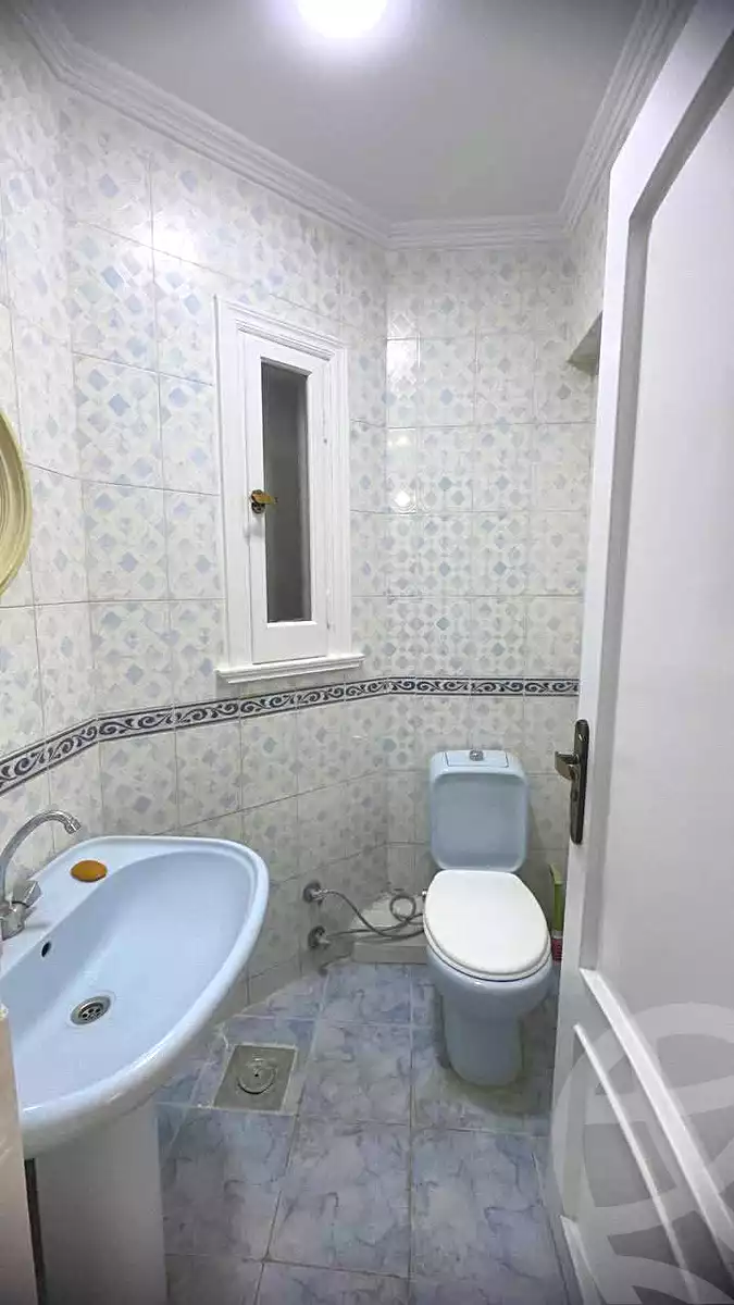 https://aqarmap.com.eg/en/listing/6964824-for-sale-alexandria-el-saraya-el-geish-rd