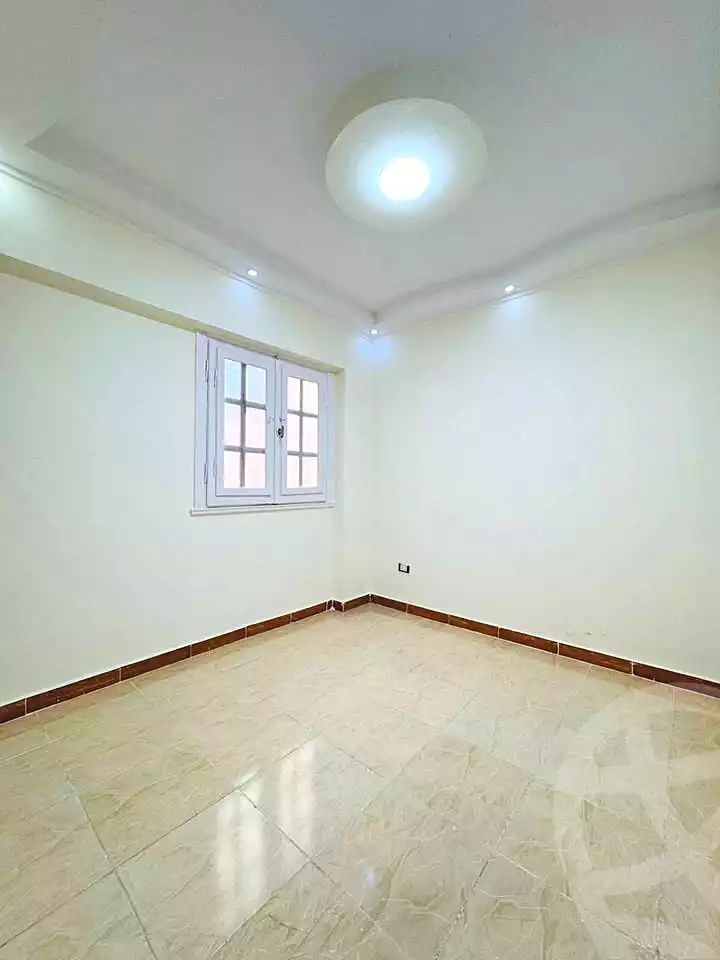 https://aqarmap.com.eg/ar/listing/6964865-for-sale-alexandria-al-agamy-shataa-el-nakheel