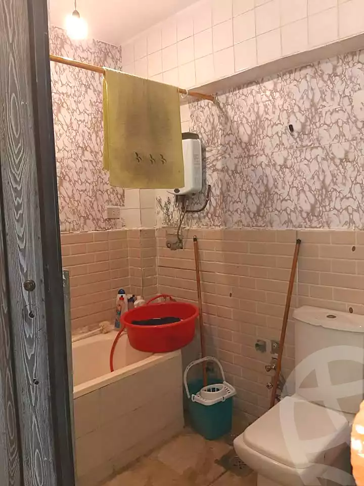 https://aqarmap.com.eg/ar/listing/6964890-for-sale-alexandria-al-agamy-el-hanouvel-al-haded-we-al-soulb-st