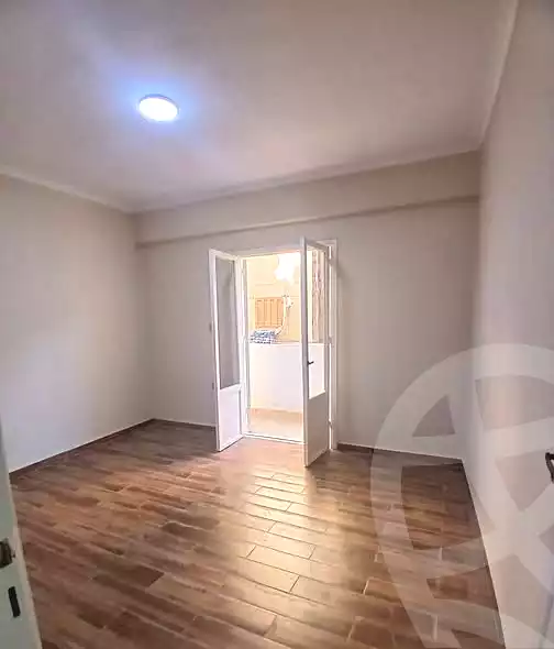 https://aqarmap.com.eg/ar/listing/6964944-for-sale-alexandria-el-asafra-ahmed-tiesser-st