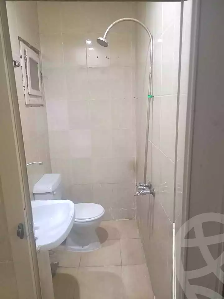 https://aqarmap.com.eg/ar/listing/6964996-for-sale-alexandria-al-agamy-el-hanouvel-hussein-waly-st