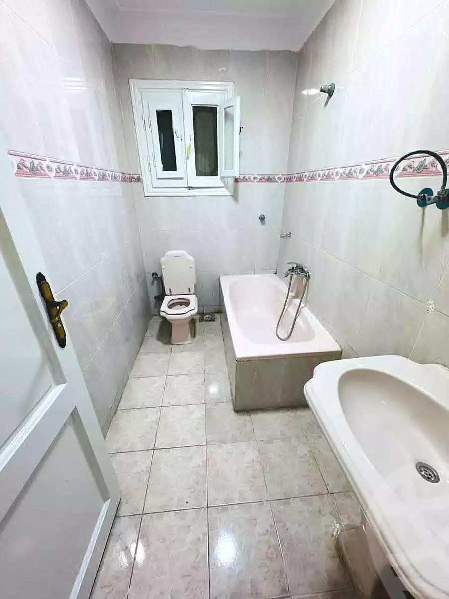 https://aqarmap.com.eg/ar/listing/6965121-for-sale-alexandria-al-agamy-shataa-el-nakheel