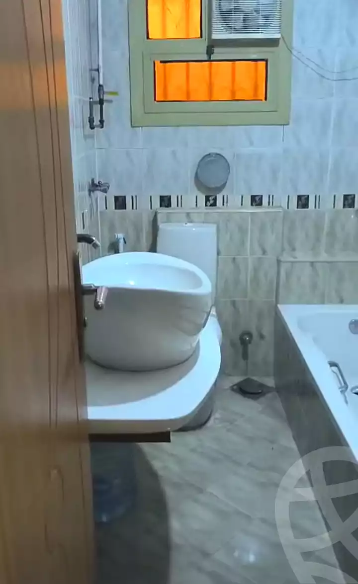 https://aqarmap.com.eg/en/listing/6965129-for-sale-cairo-ain-shams-ahmed-esmat-st