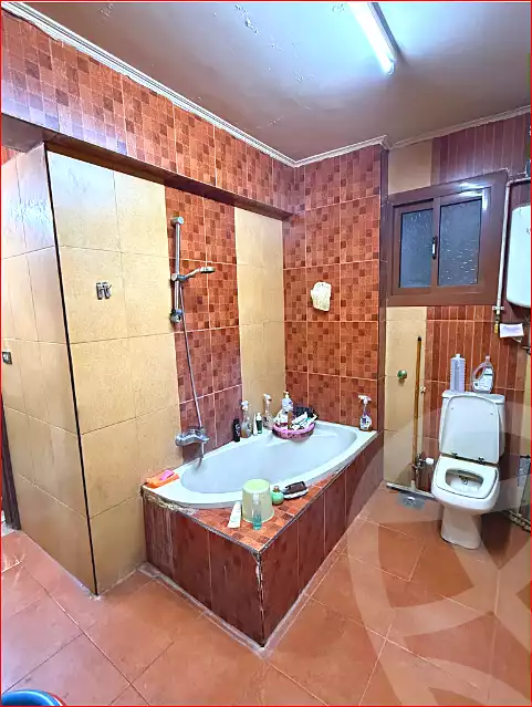 https://aqarmap.com.eg/ar/listing/6965127-for-sale-cairo-helwan-sherif-st