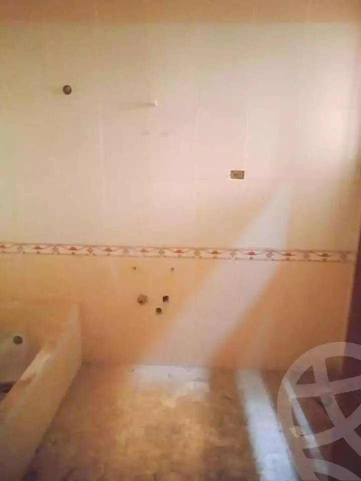 https://aqarmap.com.eg/ar/listing/6965150-for-sale-alexandria-al-agamy-lbytsh-bianchiii-street-11