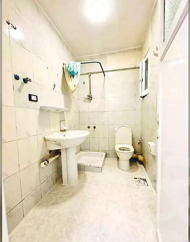 https://aqarmap.com.eg/en/listing/6965320-for-sale-alexandria-al-agamy-shataa-el-nakheel