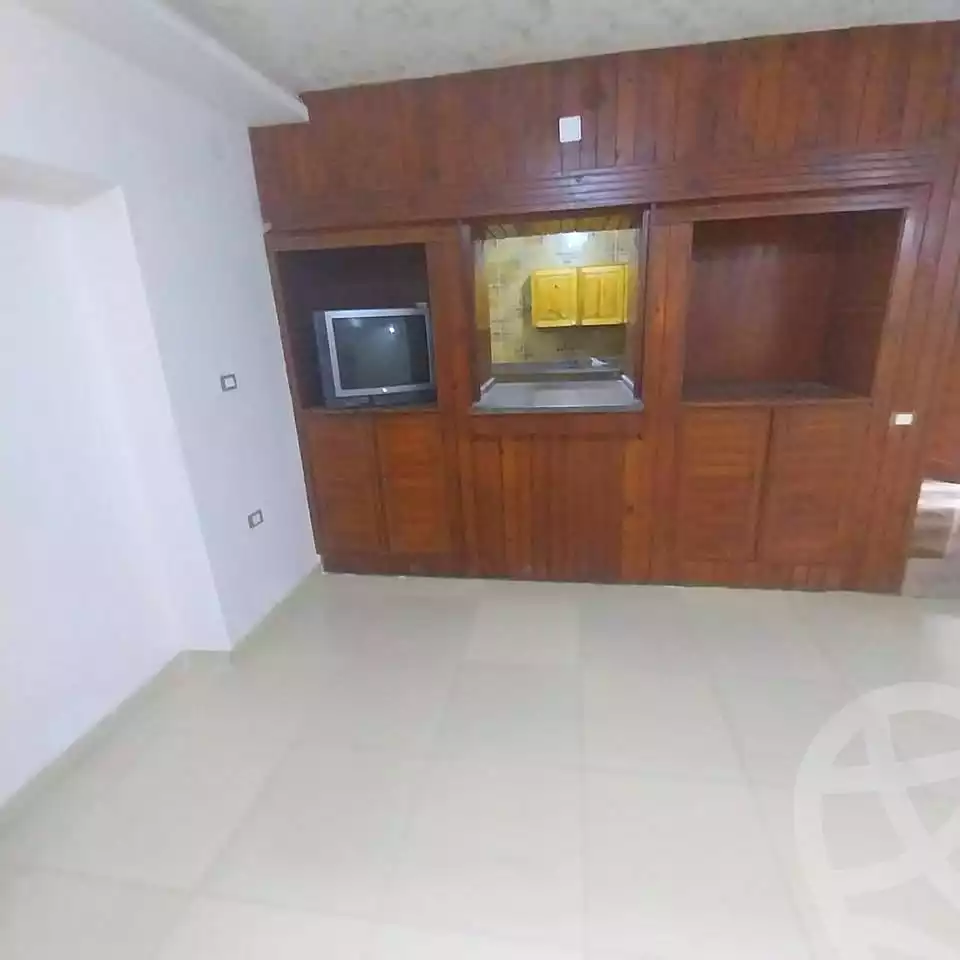 https://aqarmap.com.eg/ar/listing/6965463-for-sale-alexandria-al-agamy-lbytsh-el-hanafeya-st