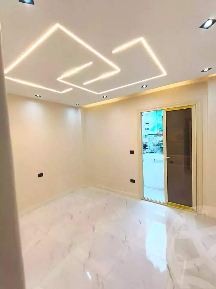 https://aqarmap.com.eg/ar/listing/6965572-for-sale-alexandria-camp-cesar