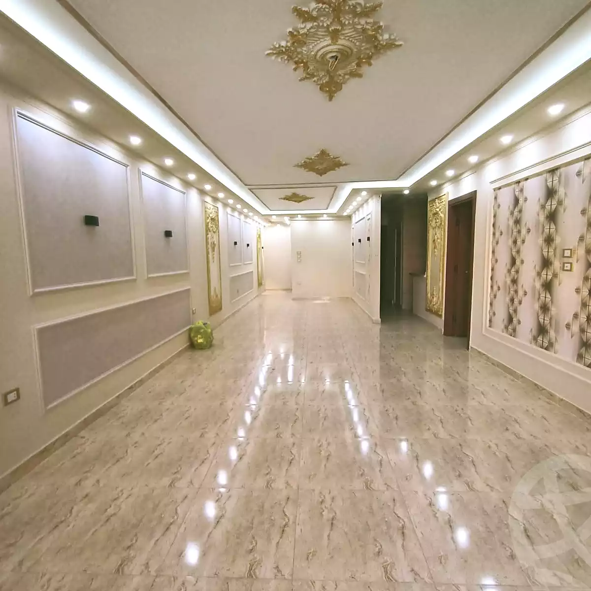 https://aqarmap.com.eg/ar/listing/6965691-for-sale-alexandria-al-agamy-lbytsh-bianchiii