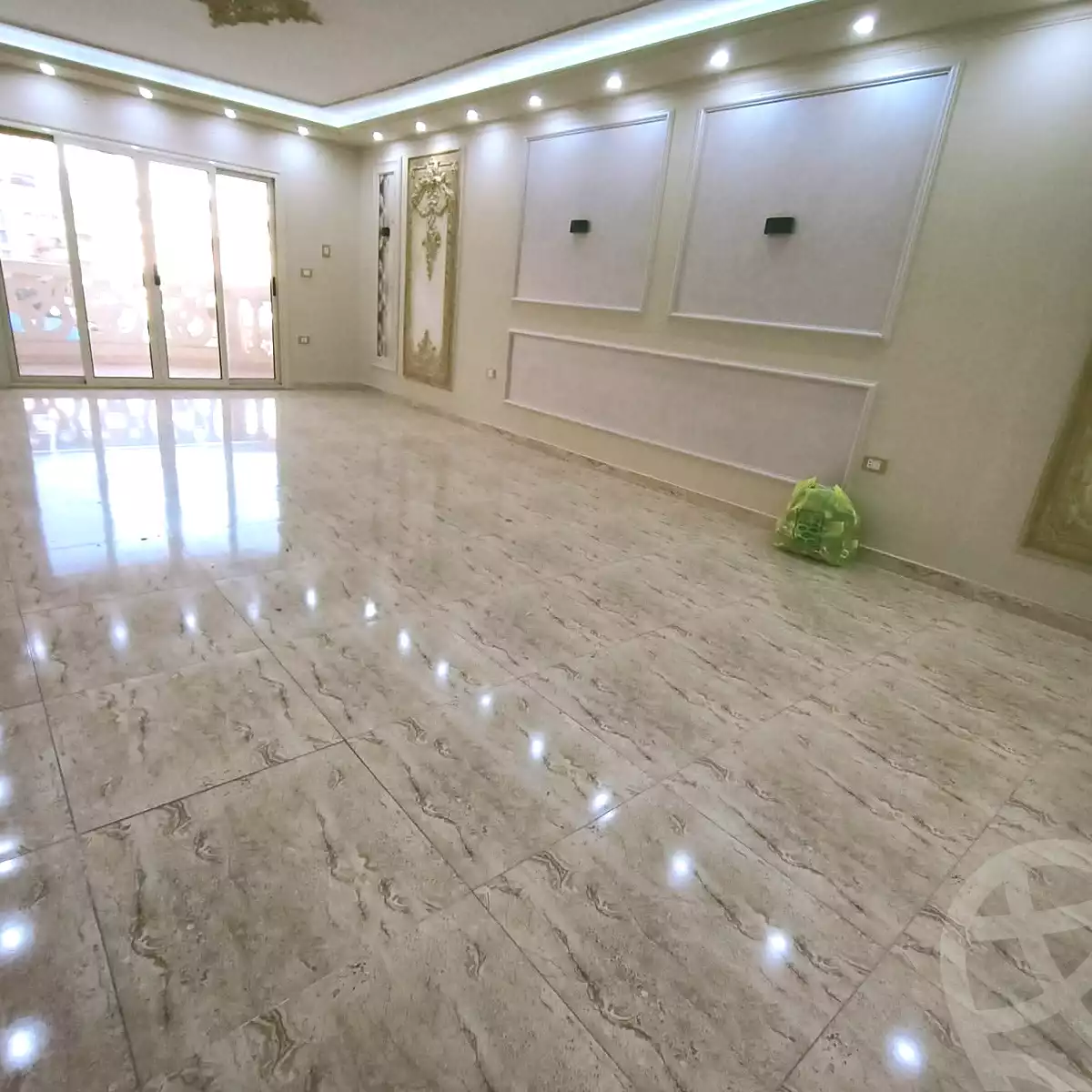 https://aqarmap.com.eg/ar/listing/6965691-for-sale-alexandria-al-agamy-lbytsh-bianchiii