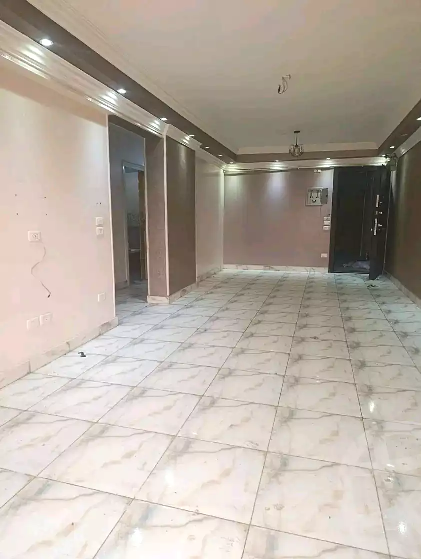https://aqarmap.com.eg/en/listing/6966163-for-rent-cairo-ain-shams-jsr-lswys