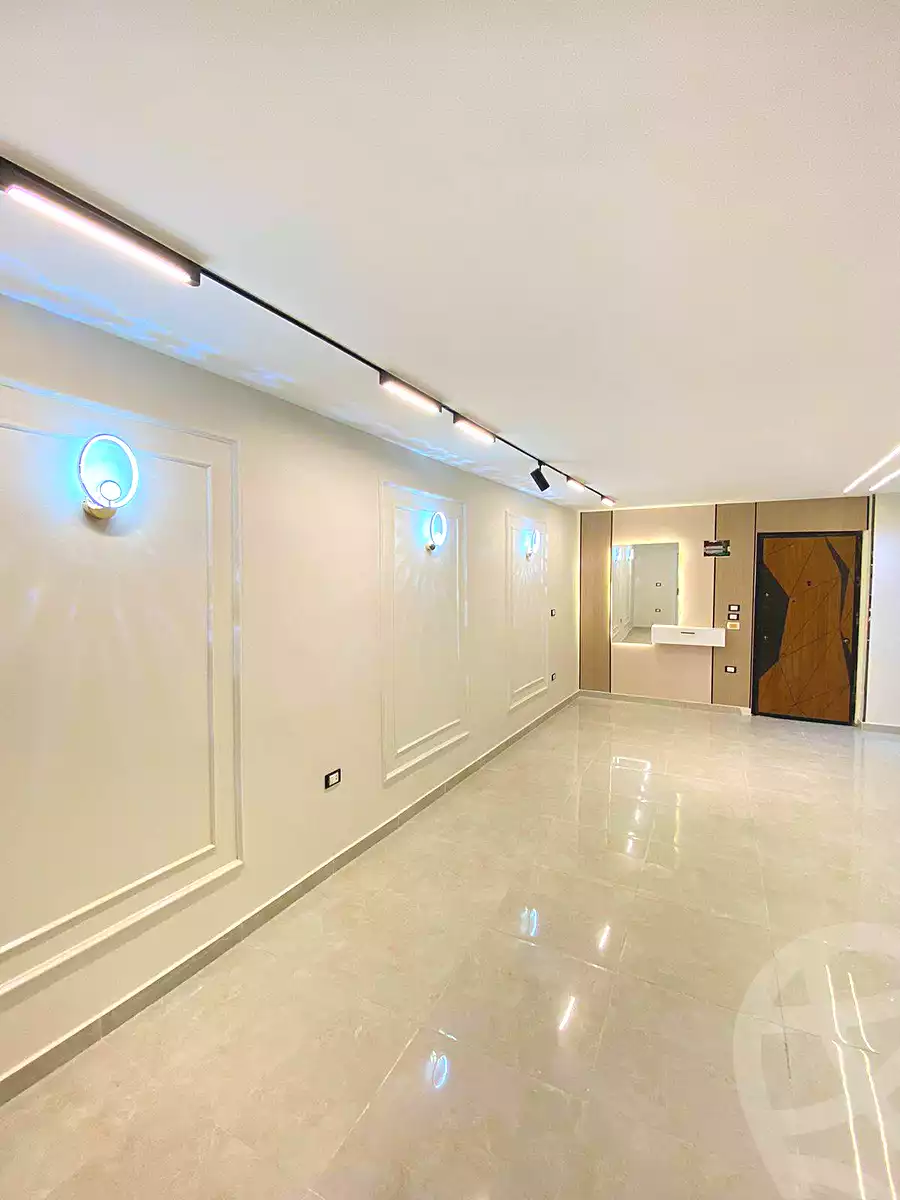 https://aqarmap.com.eg/ar/listing/6966160-for-sale-alexandria-al-agamy-lbytsh-el-reyad-st