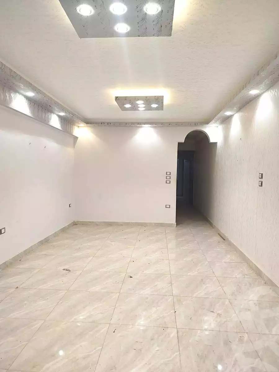 https://aqarmap.com.eg/en/listing/6966225-for-sale-alexandria-al-agamy-el-hanouvel-el-salam-st
