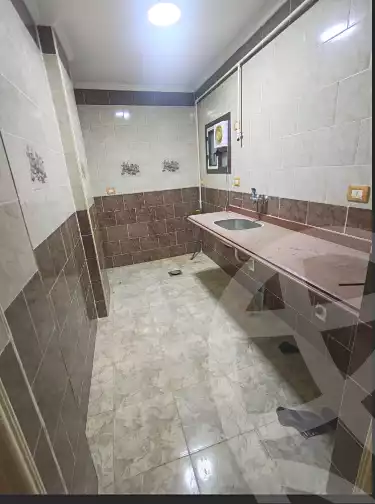 https://aqarmap.com.eg/en/listing/6966284-for-sale-alexandria-al-agamy-el-hanouvel