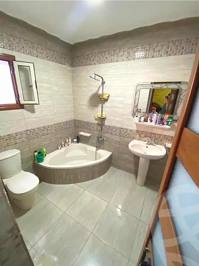 https://aqarmap.com.eg/ar/listing/6966719-for-sale-alexandria-al-agamy-lbytsh-bianchiii-el-arbaeen-st