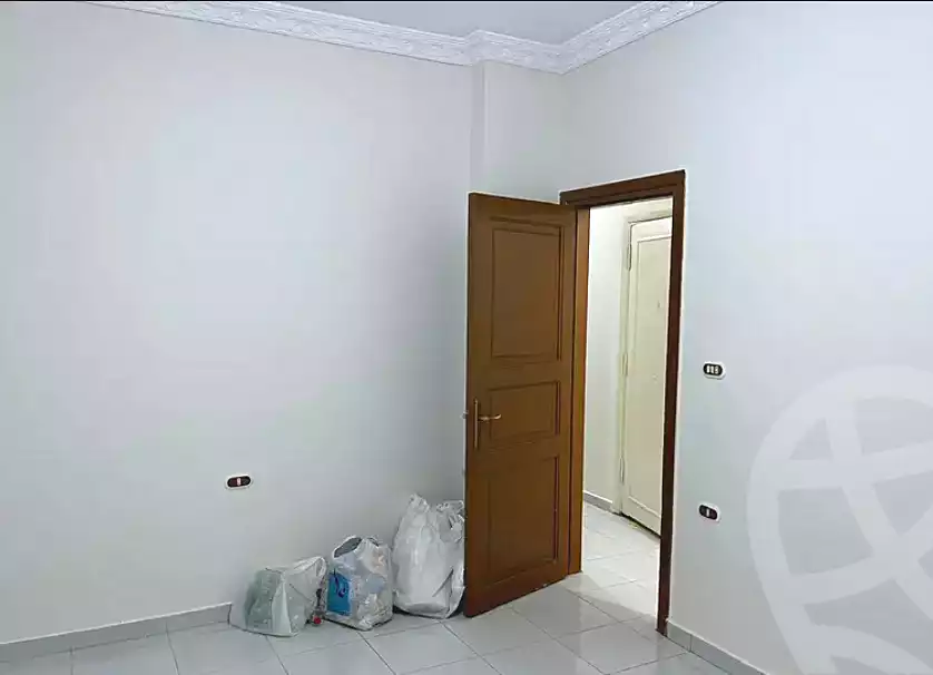 https://aqarmap.com.eg/ar/listing/6967185-for-rent-beheira-damanhour-damanhour-city