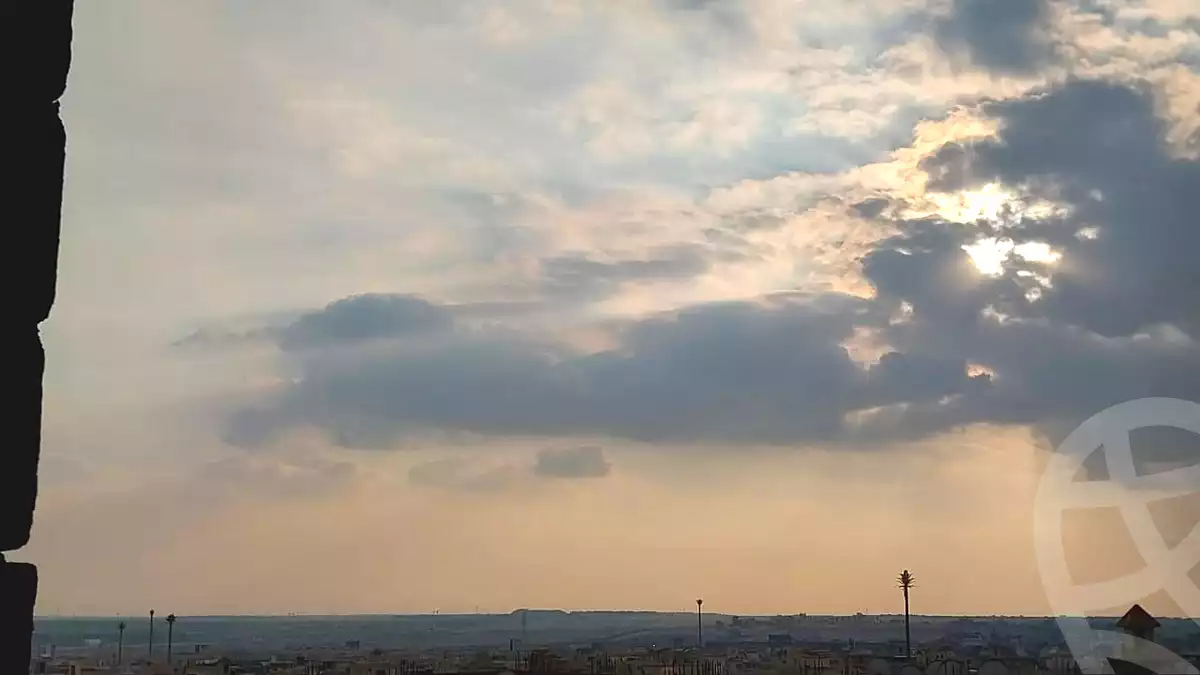 https://aqarmap.com.eg/ar/listing/6755725-for-sale-cairo-el-sheikh-zayed-city-el-hay-el-hady-ashaer-area-1-street-16