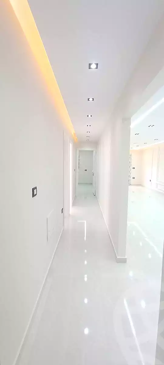 https://aqarmap.com.eg/ar/listing/6968076-for-sale-alexandria-lsywf-shamaa