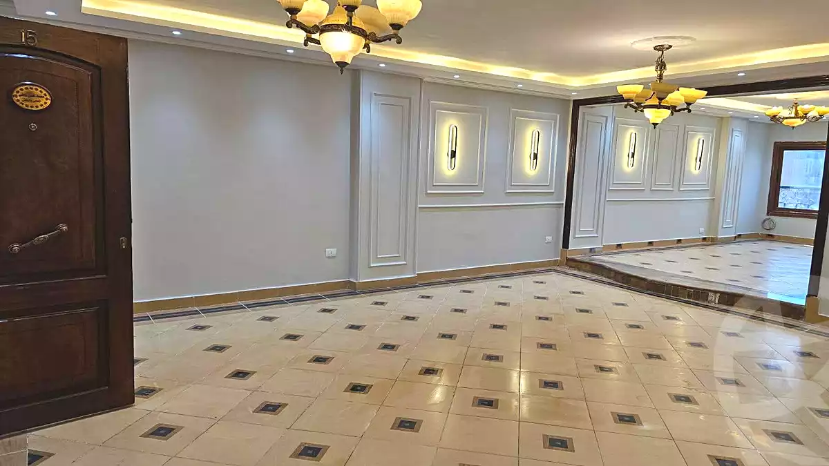 https://aqarmap.com.eg/ar/listing/6968260-for-sale-cairo-helwan-ahmed-enci-st