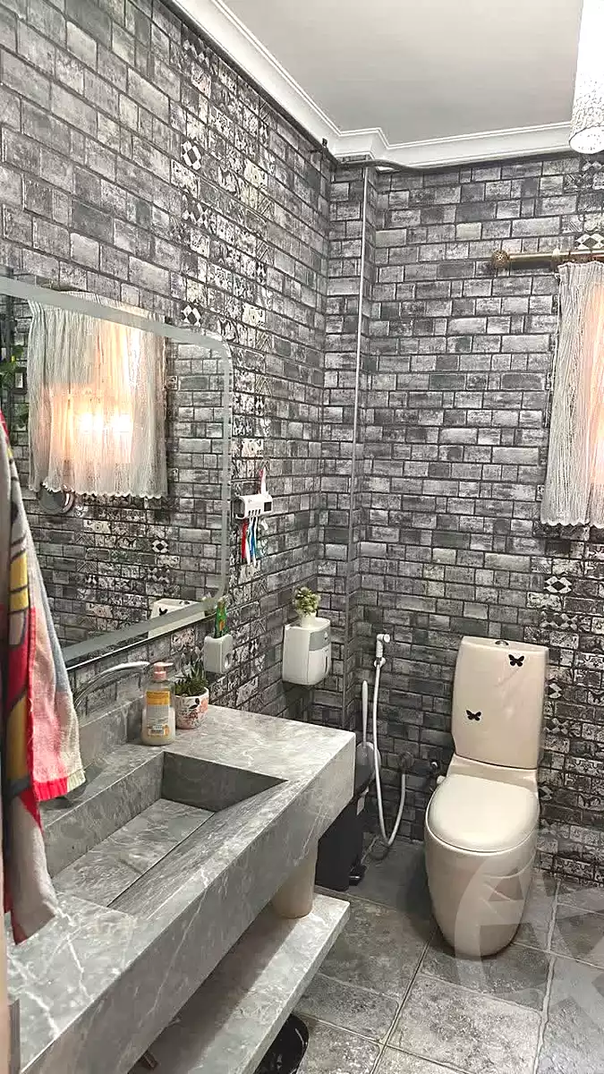 https://aqarmap.com.eg/ar/listing/6969059-for-sale-cairo-mokattam-el-hadabah-el-wosta