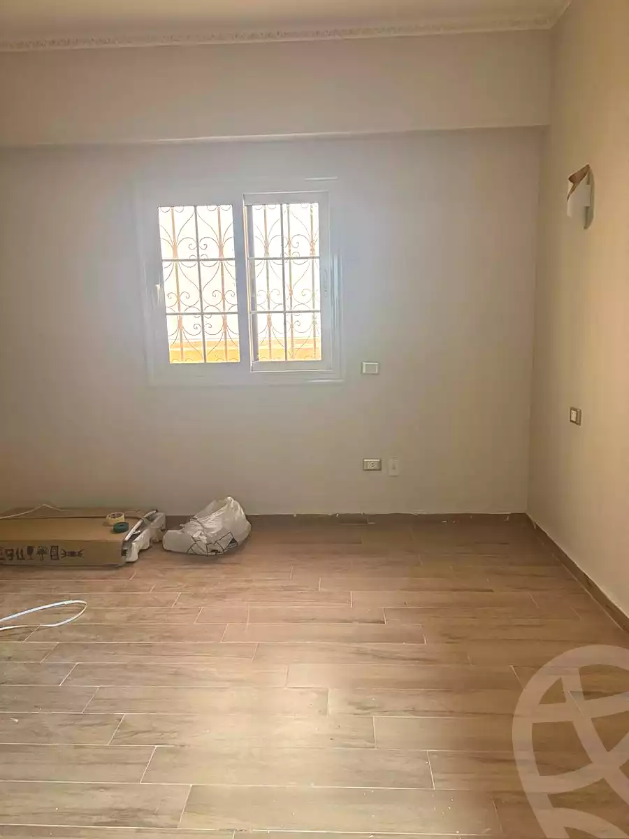 https://aqarmap.com.eg/ar/listing/6969112-for-sale-cairo-el-shorouk-lmntq-lwl-neighbourhood-1