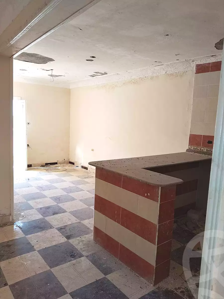 https://aqarmap.com.eg/ar/listing/6966770-for-sale-alexandria-al-agamy-el-hanouvel-al-haded-we-al-soulb-st