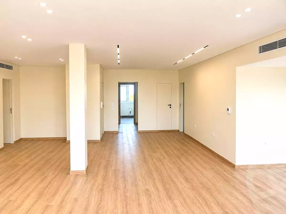 https://aqarmap.com.eg/ar/listing/6969402-for-rent-cairo-new-cairo-compounds-mountain-view-hyde-park