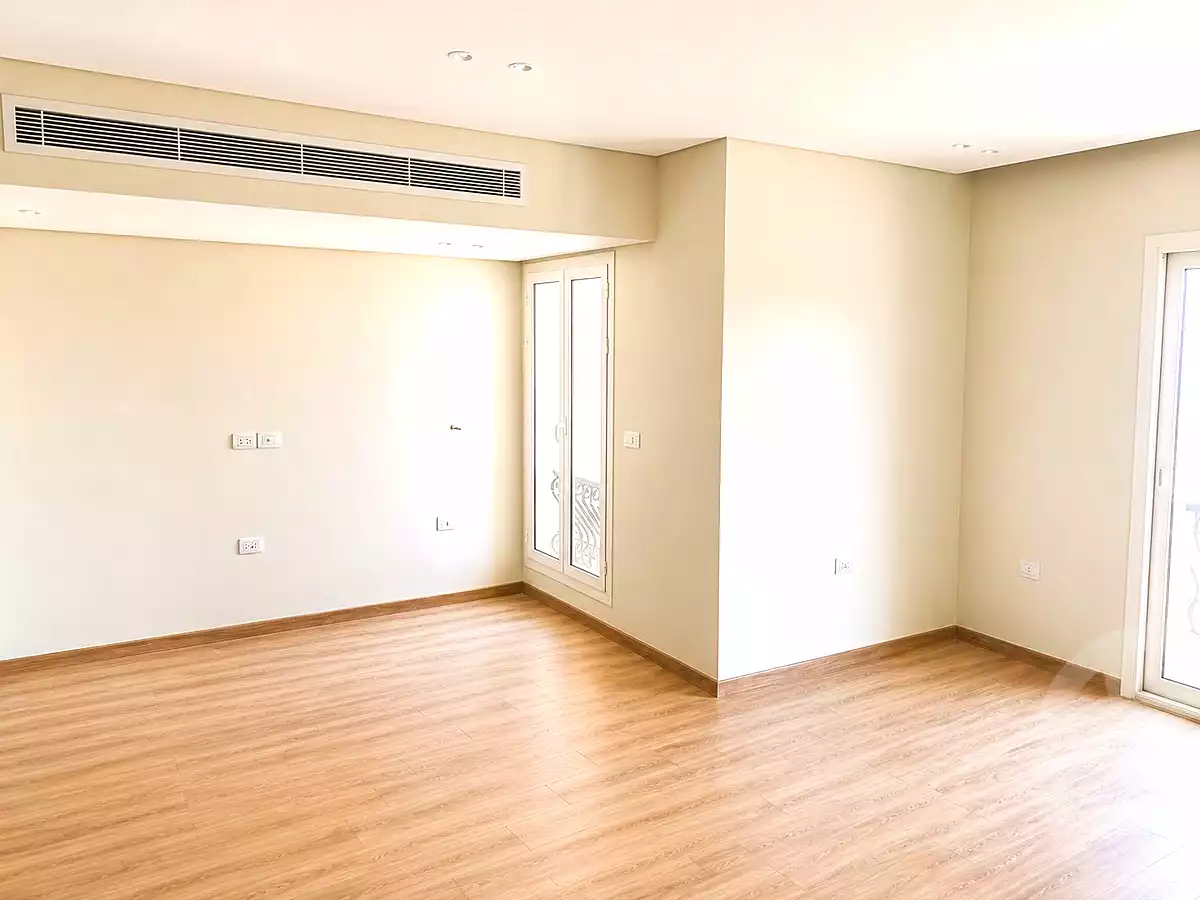 https://aqarmap.com.eg/ar/listing/6969402-for-rent-cairo-new-cairo-compounds-mountain-view-hyde-park