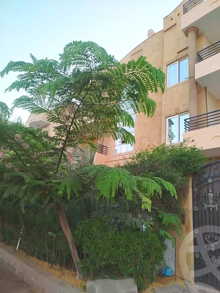 https://aqarmap.com.eg/en/listing/6969635-for-sale-cairo-new-cairo-el-ahyaa-fifth-neighborhood-akhnaton-st