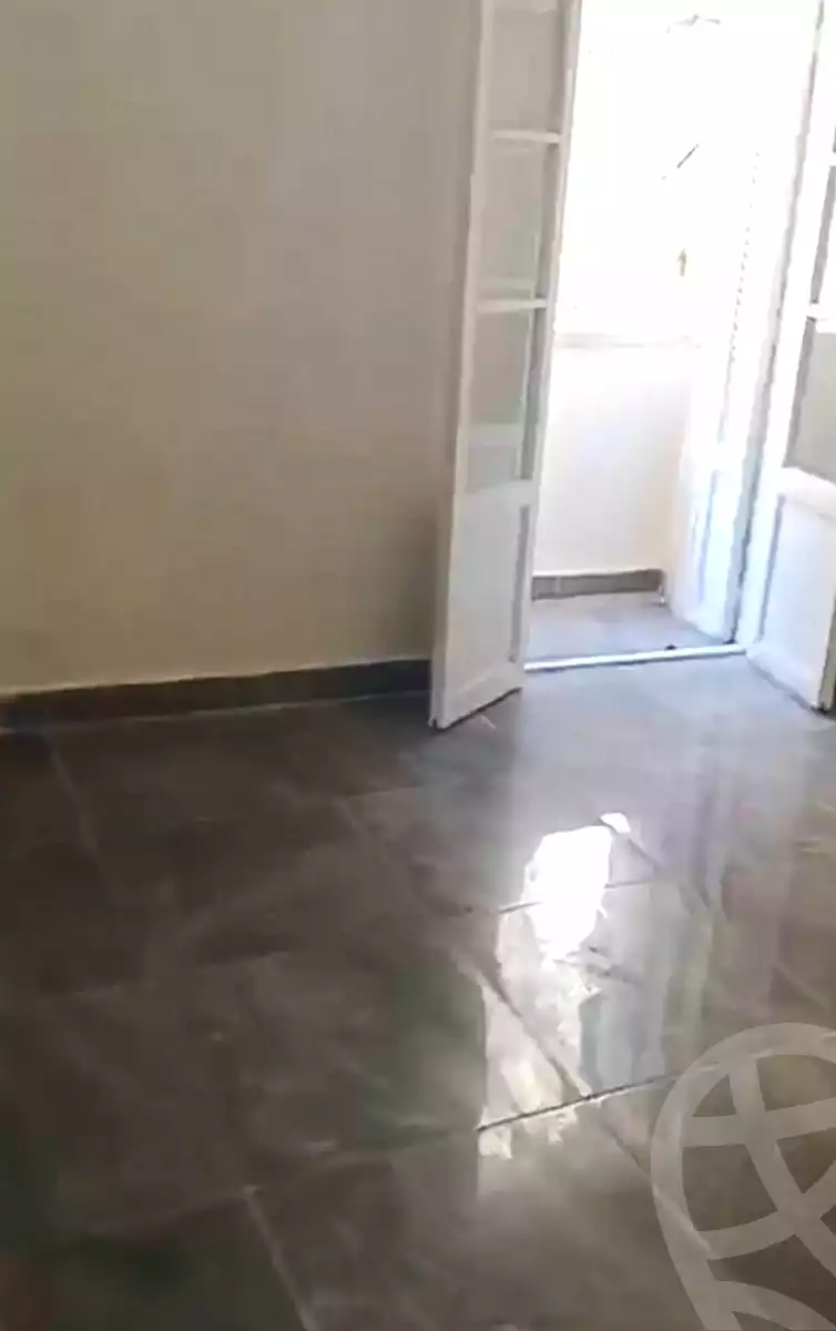 https://aqarmap.com.eg/ar/listing/6969783-for-sale-alexandria-el-asafra-l-sfr-bhry