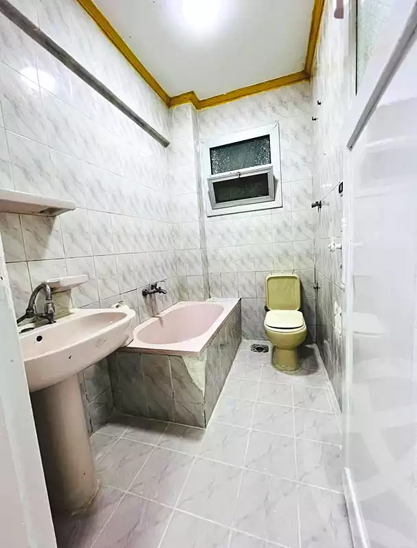 https://aqarmap.com.eg/ar/listing/6970753-for-sale-alexandria-al-agamy-shataa-el-nakheel