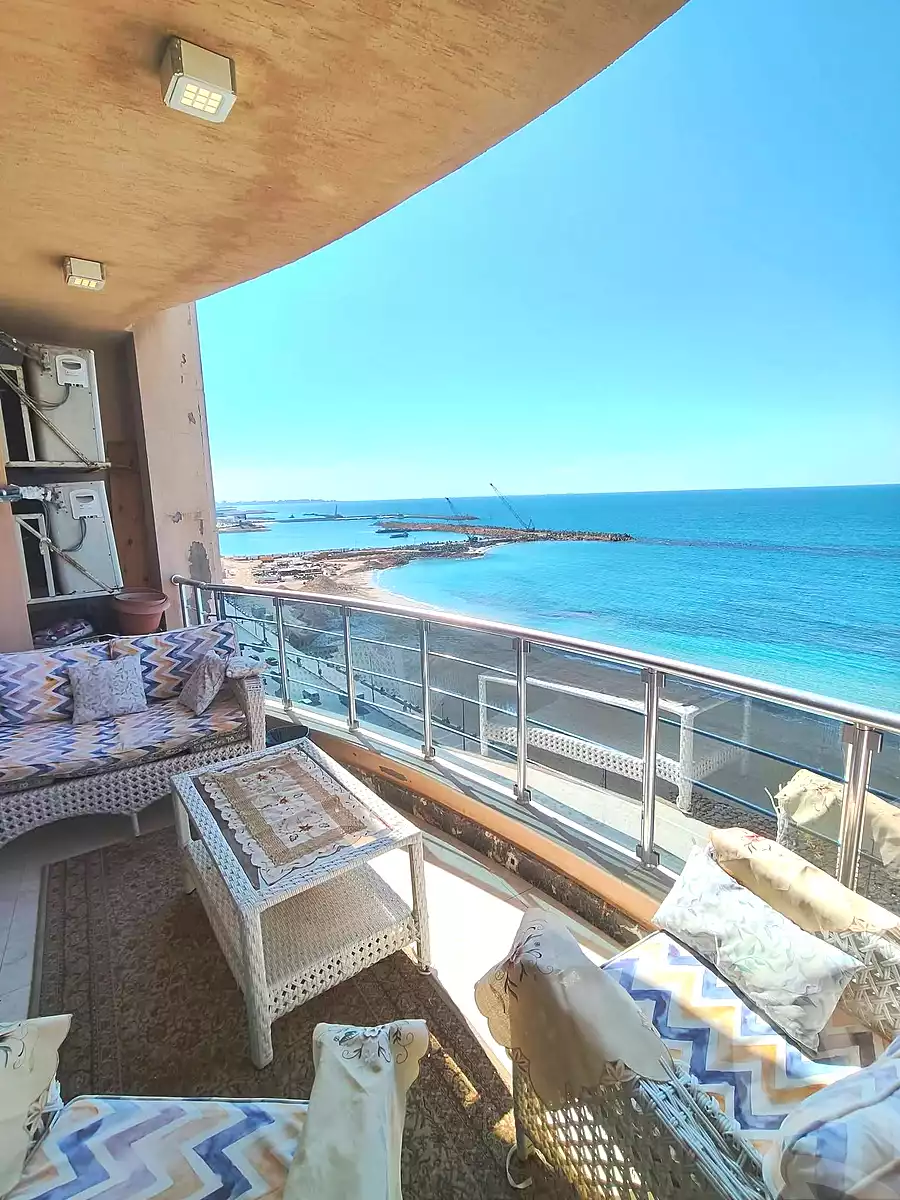 https://aqarmap.com.eg/ar/listing/6970756-for-sale-alexandria-sydy-bshr-tryq-ljysh