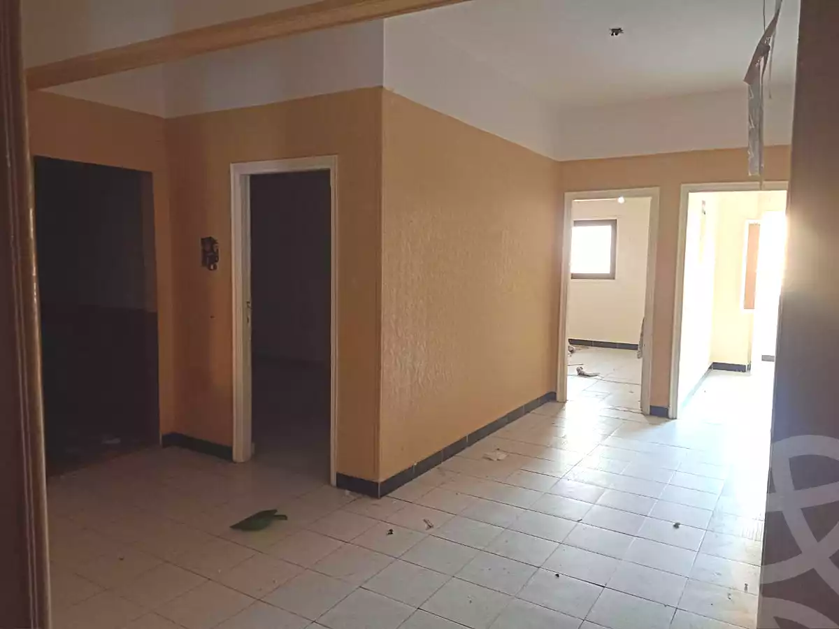 https://aqarmap.com.eg/ar/listing/6970924-for-rent-ismailia-ismailia-city-shebeen-st