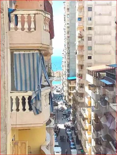 https://aqarmap.com.eg/ar/listing/6971088-for-sale-alexandria-miami
