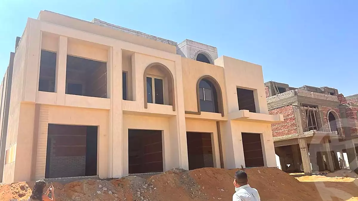 https://aqarmap.com.eg/ar/listing/6971290-for-sale-cairo-new-cairo-compounds-zyd-yst