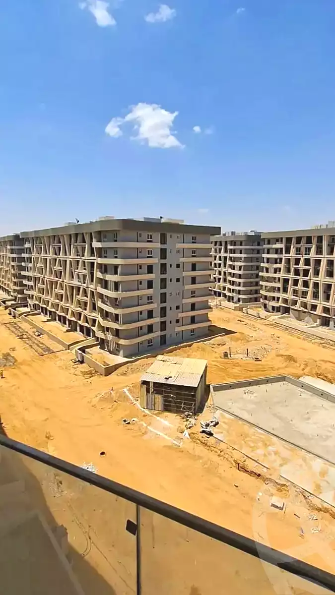 https://aqarmap.com.eg/en/listing/6971436-for-sale-cairo-new-administrative-capital-r7-midtown-condo
