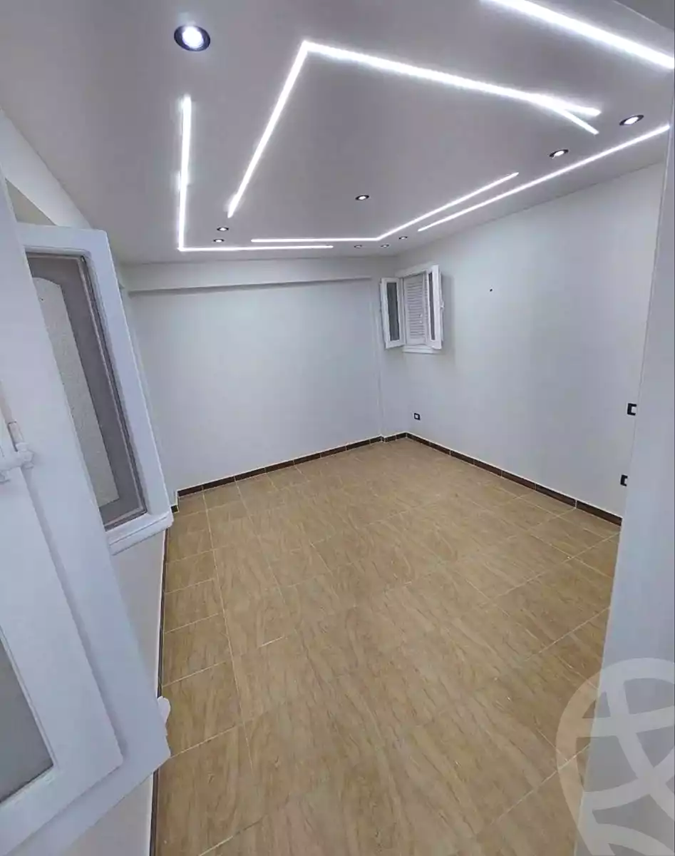 https://aqarmap.com.eg/ar/listing/6971466-for-sale-alexandria-el-asafra-l-sfr-bhry