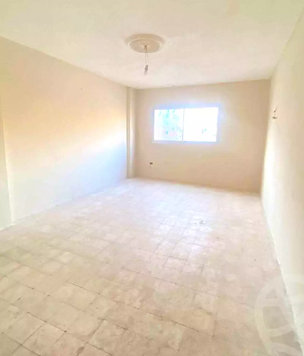 https://aqarmap.com.eg/ar/listing/6971914-for-sale-alexandria-al-agamy-el-hanouvel-el-salam-st