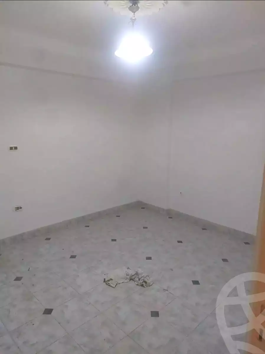 https://aqarmap.com.eg/ar/listing/6971974-for-sale-alexandria-al-agamy-lbytsh-bianchiii