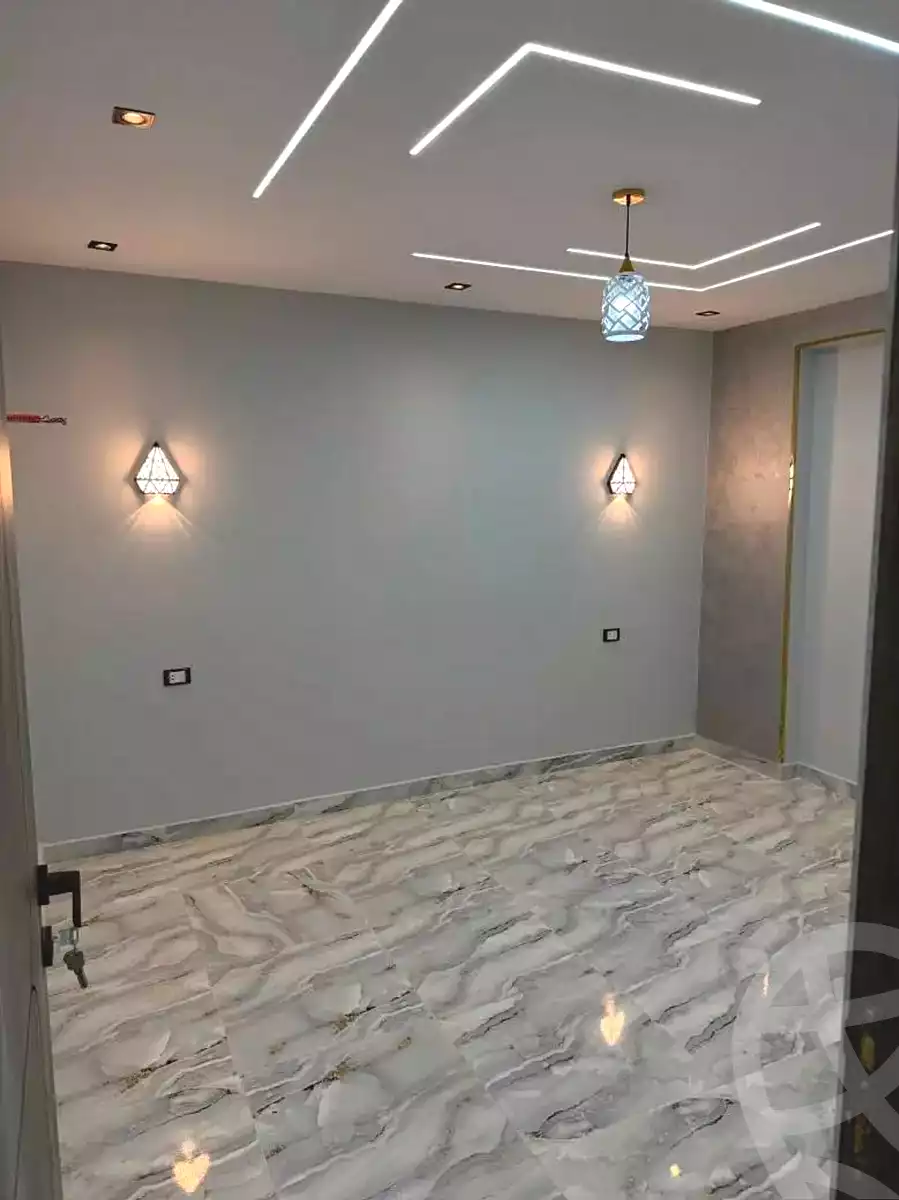 https://aqarmap.com.eg/en/listing/6972239-for-sale-cairo-el-haram-el-lebeny-soltan-khattab-st
