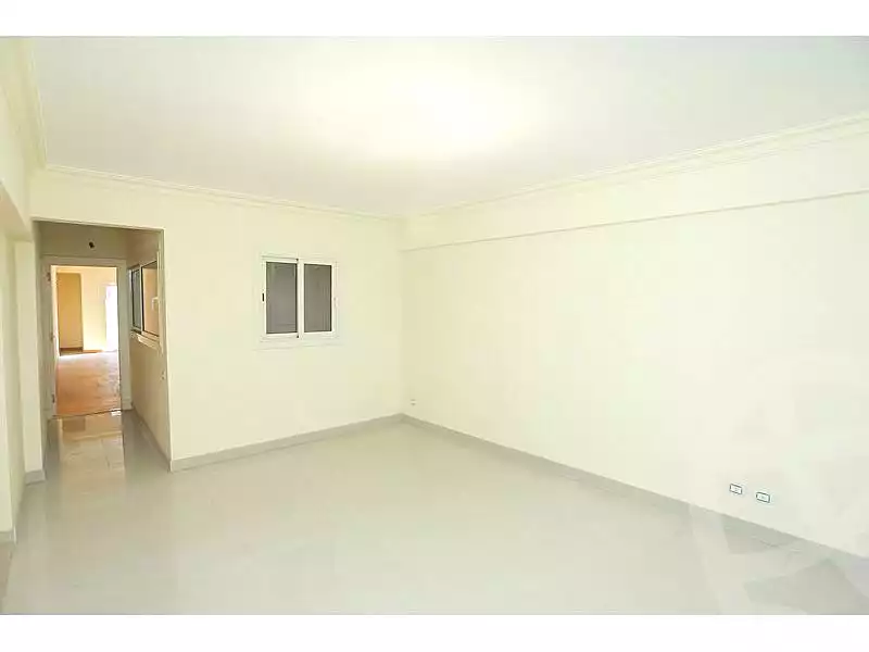 https://aqarmap.com.eg/ar/listing/6972482-for-sale-alexandria-smouha-mohammed-fawzi-moaz-st