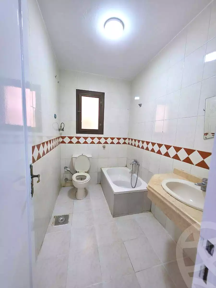https://aqarmap.com.eg/ar/listing/6972628-for-sale-alexandria-al-agamy-shataa-el-nakheel-street-4