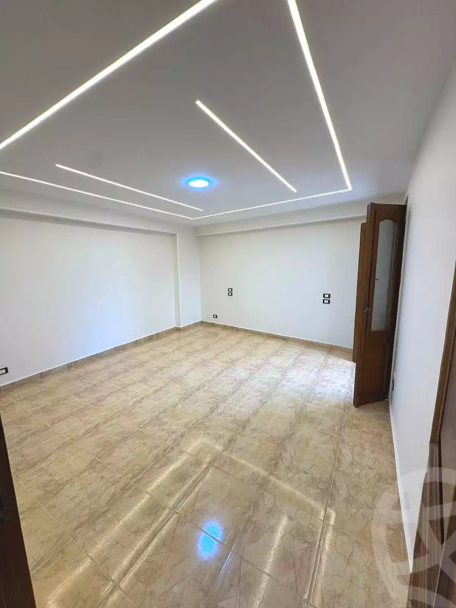 https://aqarmap.com.eg/en/listing/6972675-for-sale-alexandria-miami-mahmoud-el-isawy-st