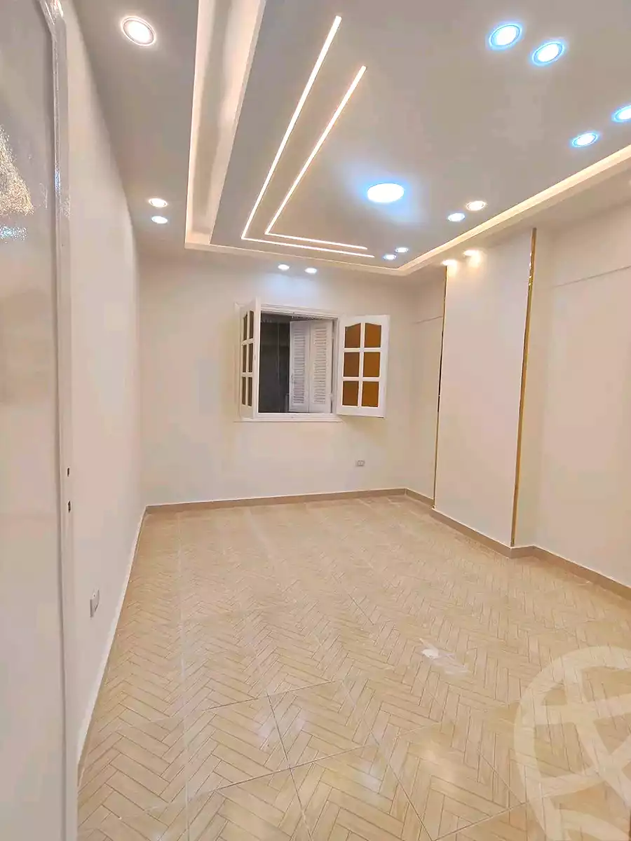 https://aqarmap.com.eg/ar/listing/6972747-for-sale-alexandria-el-asafra-shr-45