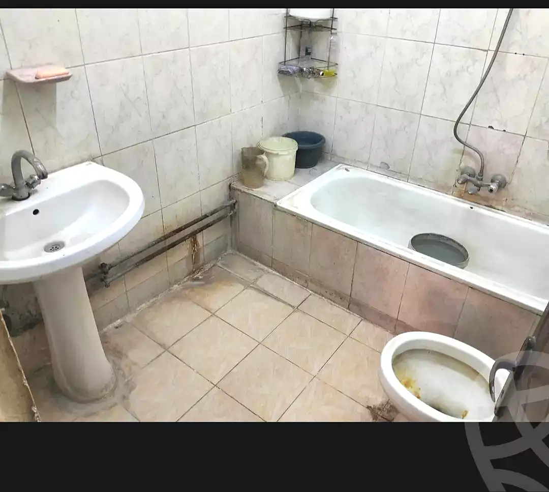 https://aqarmap.com.eg/ar/listing/6972782-for-sale-cairo-helwan-american-project-neighborhood-1