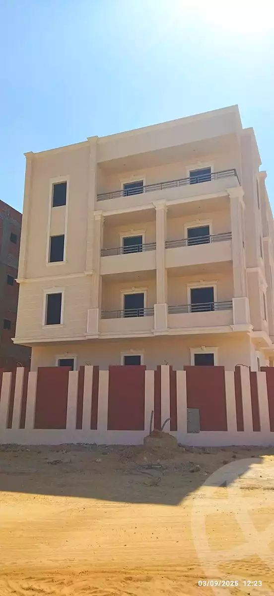https://aqarmap.com.eg/en/listing/6973372-for-sale-cairo-badr-city-hai-el-ashgar-featured-neighborhood-bait-el-watan