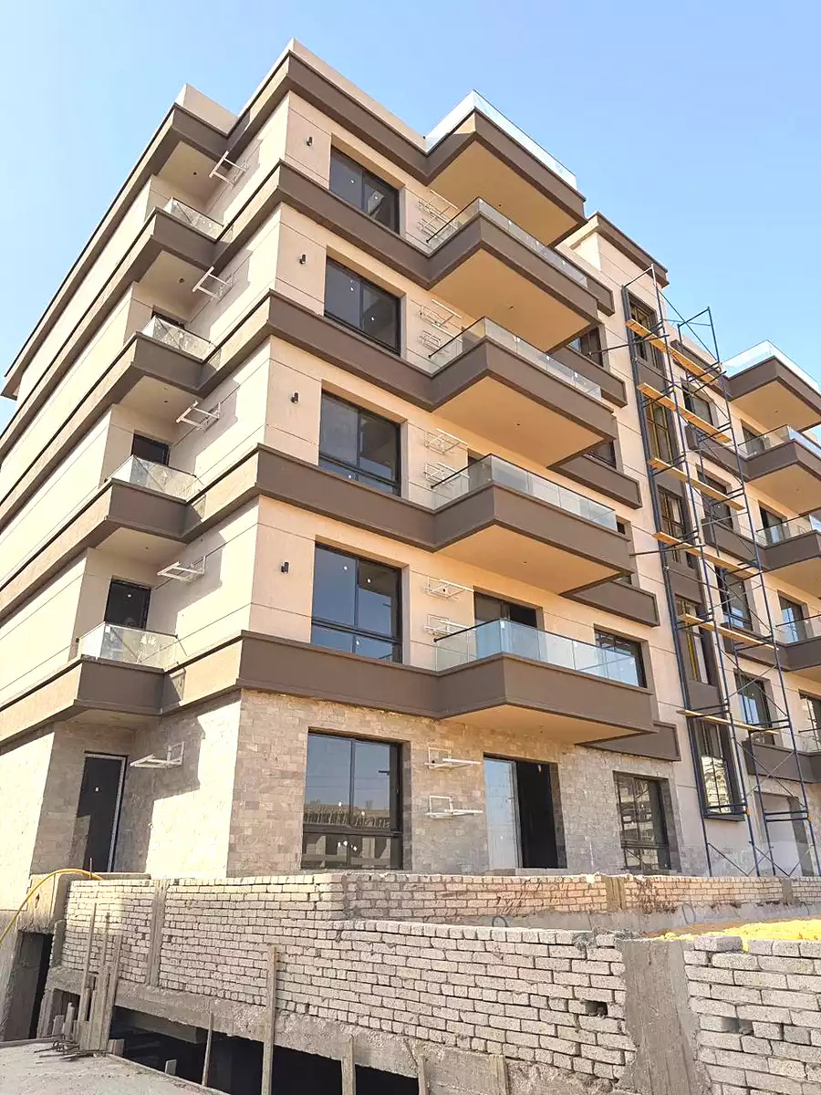 https://aqarmap.com.eg/ar/listing/6973600-for-sale-cairo-el-sheikh-zayed-city-lshykh-zyd-ljdyd-de-joya-taj-misr-new-zayed