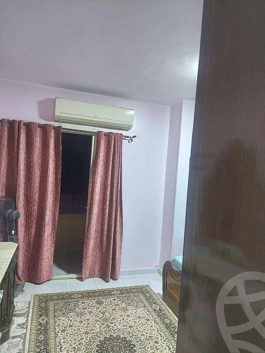 https://aqarmap.com.eg/en/listing/6974028-for-sale-cairo-helwan-ahmed-enci-st