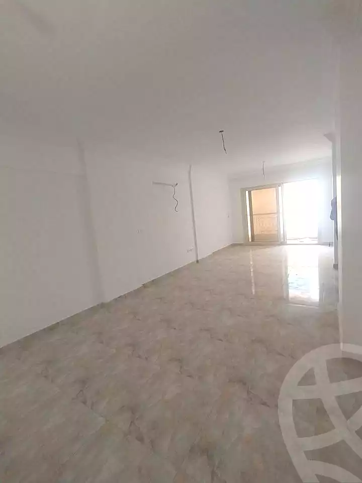 https://aqarmap.com.eg/ar/listing/6974123-for-rent-alexandria-lsywf-gamila-city-compound