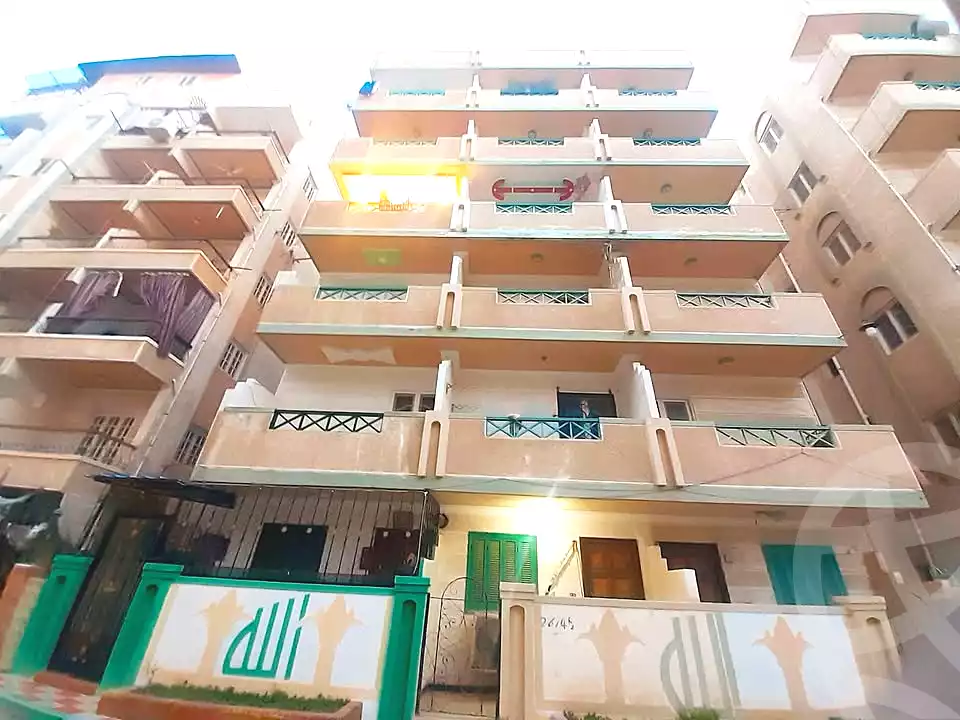 https://aqarmap.com.eg/ar/listing/6974269-for-sale-alexandria-al-agamy-shataa-el-nakheel